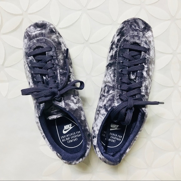 (7) Nike NWT - Picture 6 of 6